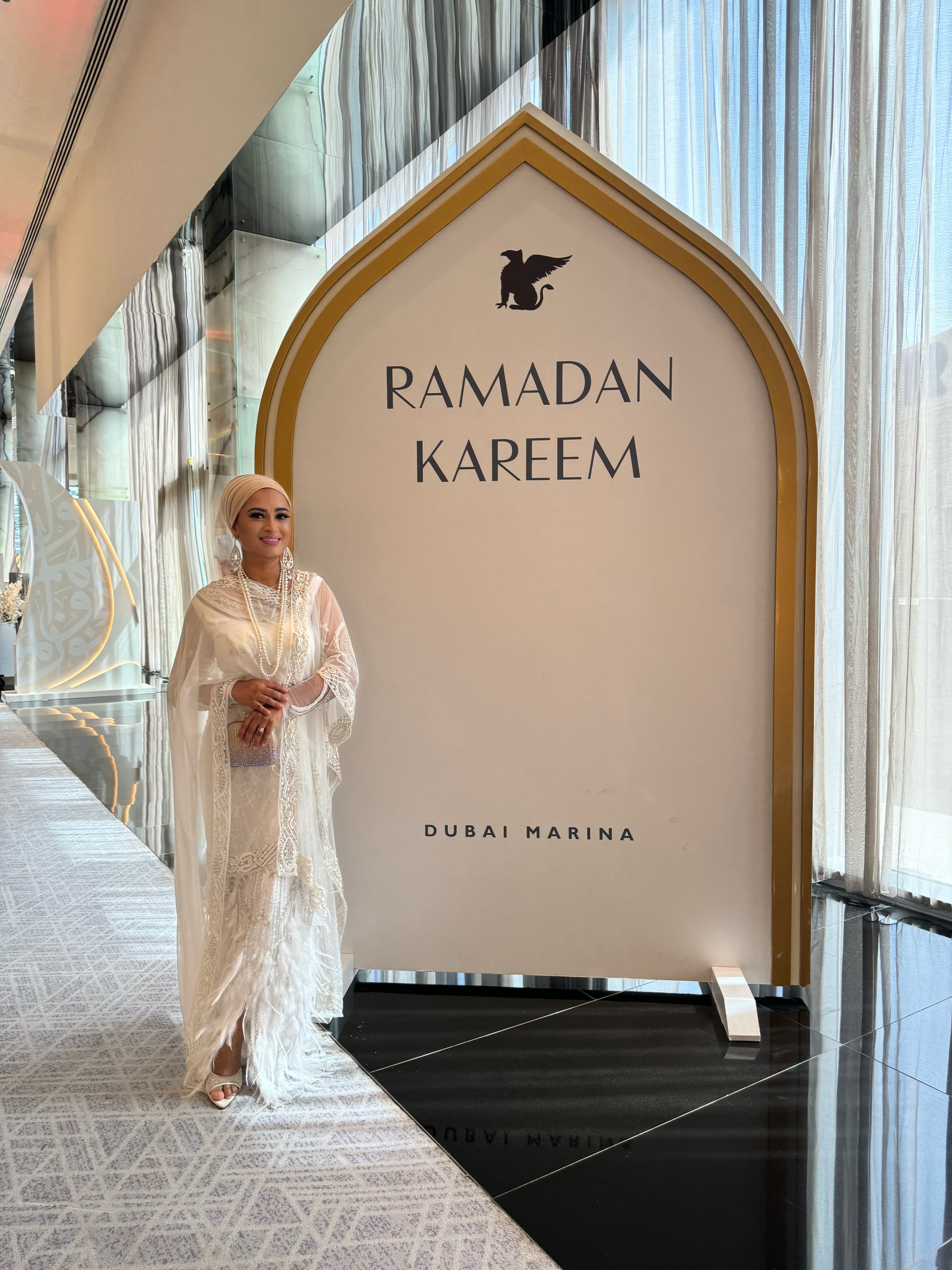 Swan Collection White