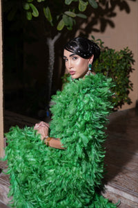 Feather Drama &Elegance